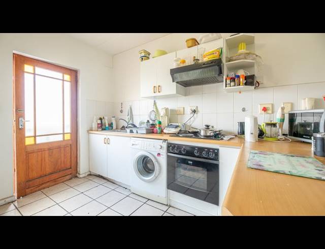 2 BEDROOM APARTMENT FOR SALE IN CHURCHILL ESTATE